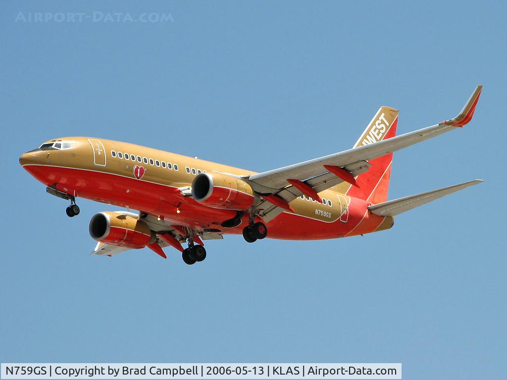 N759GS, 1999 Boeing 737-7H4 C/N 30544, Southwest Airlines / 1999 Boeing 737-7H4 / 'Step aside, comin' thru...'