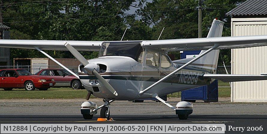 N12884, 1973 Cessna 172M C/N 17262341, A bit closer to this 172