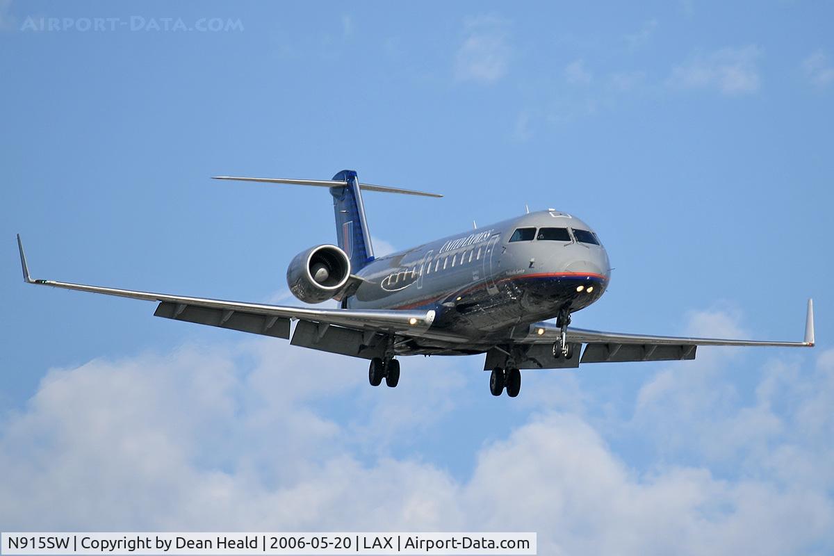 N915SW, 2002 Bombardier CRJ-200LR (CL-600-2B19) C/N 7615, United Express (Skywest) N915SW (FLT SKW6505) from Metropolitan Oakland Int'l (KOAK) on final approach to RWY 24R.