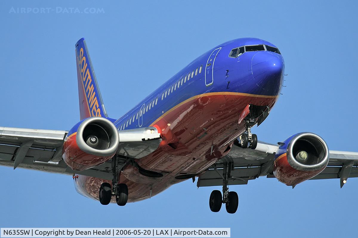 N635SW, 1996 Boeing 737-3H4 C/N 27708, Southwest N635SW (FLT SWA1577) from Norman Y Mineta San Jose Int'l (KSJC) on final approach to RWY 24R.