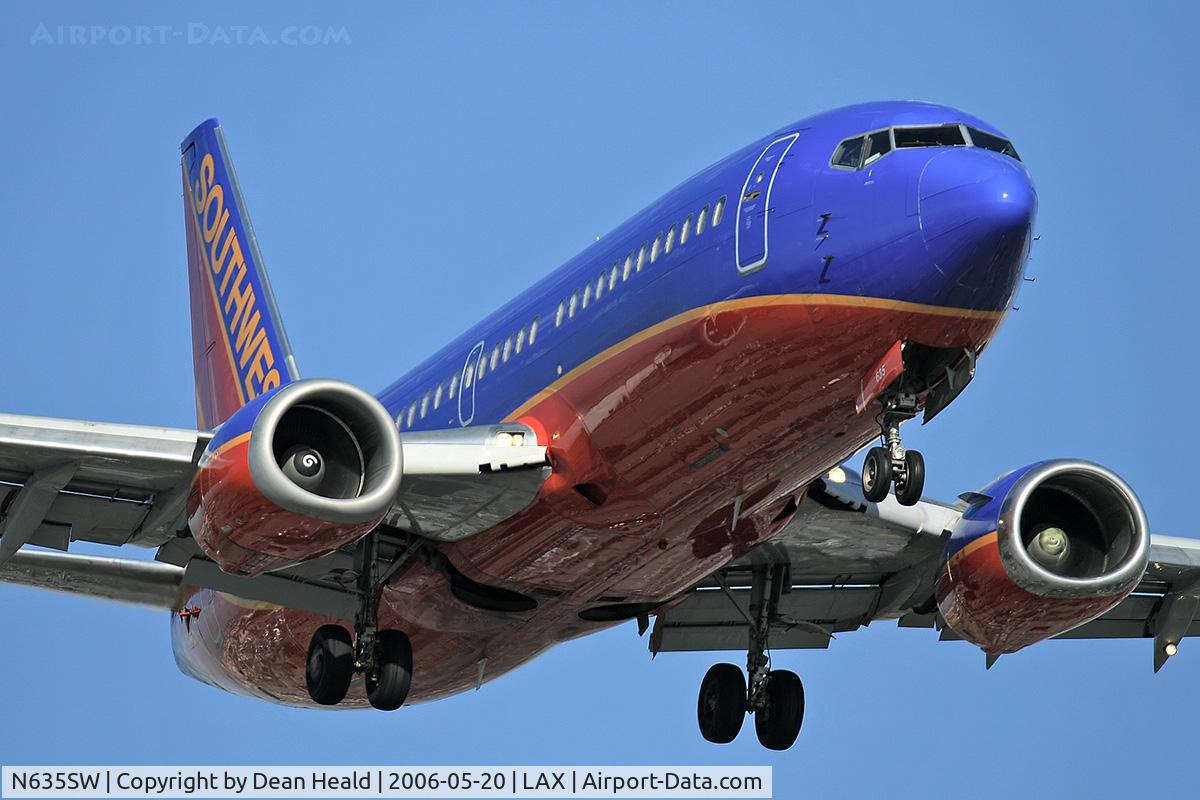 N635SW, 1996 Boeing 737-3H4 C/N 27708, Southwest N635SW (FLT SWA1577) from Norman Y Mineta San Jose Int'l (KSJC) on final approach to RWY 24R.