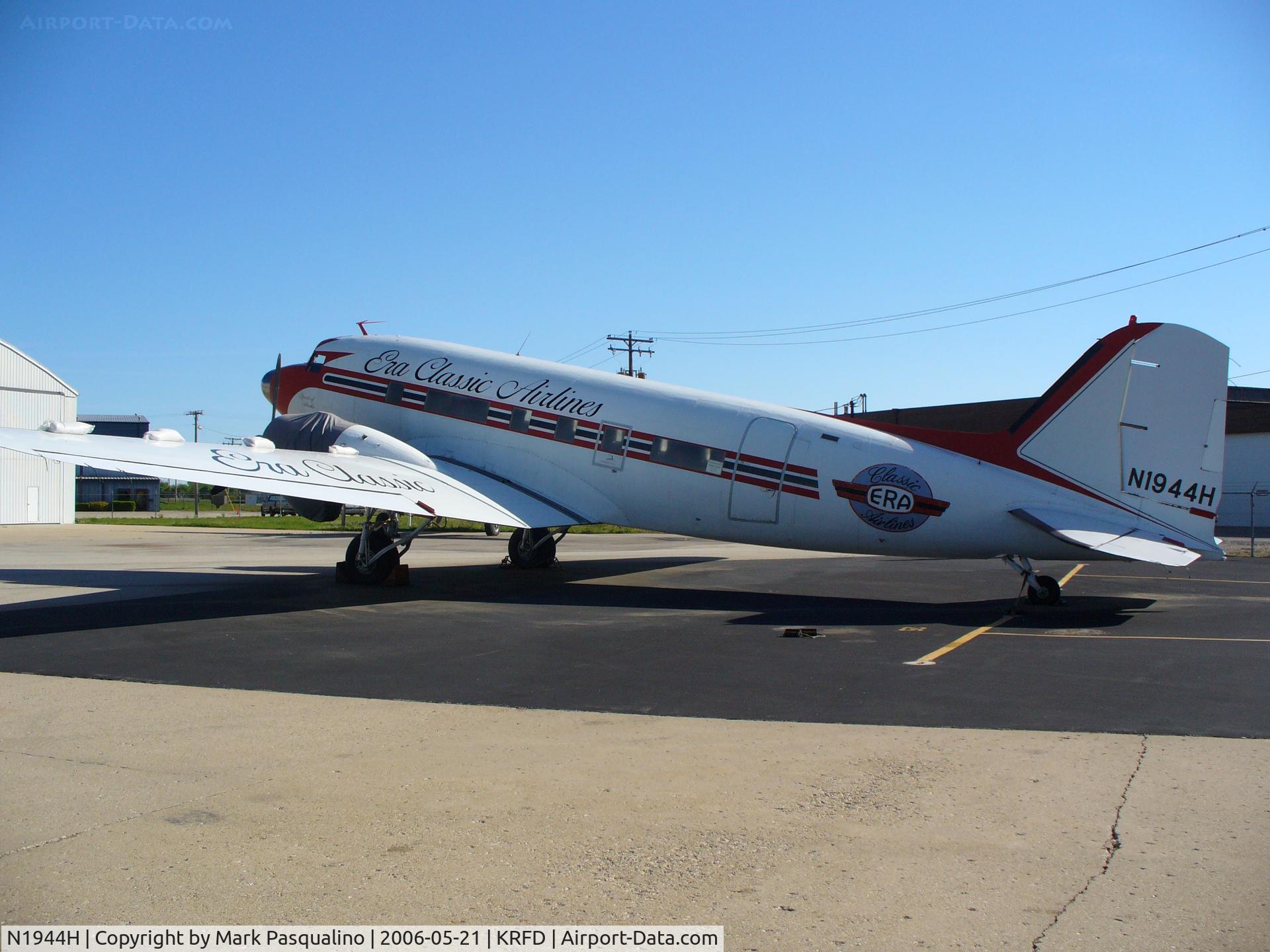 N1944H, 1945 Douglas DC-3C (C-47B-50-DK) C/N 34378, DC-3