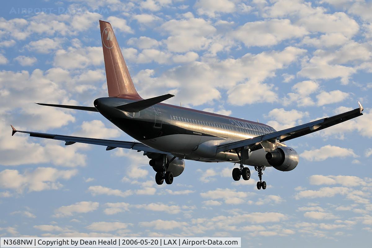 N368NW, 1999 Airbus A320-212 C/N 0996, Northwest Airlines N368NW (FLT NWA333) from Detroit Metro Wayne Co (KDTW) on final approach to RWY 24R on a beautiful evening at LAX.
