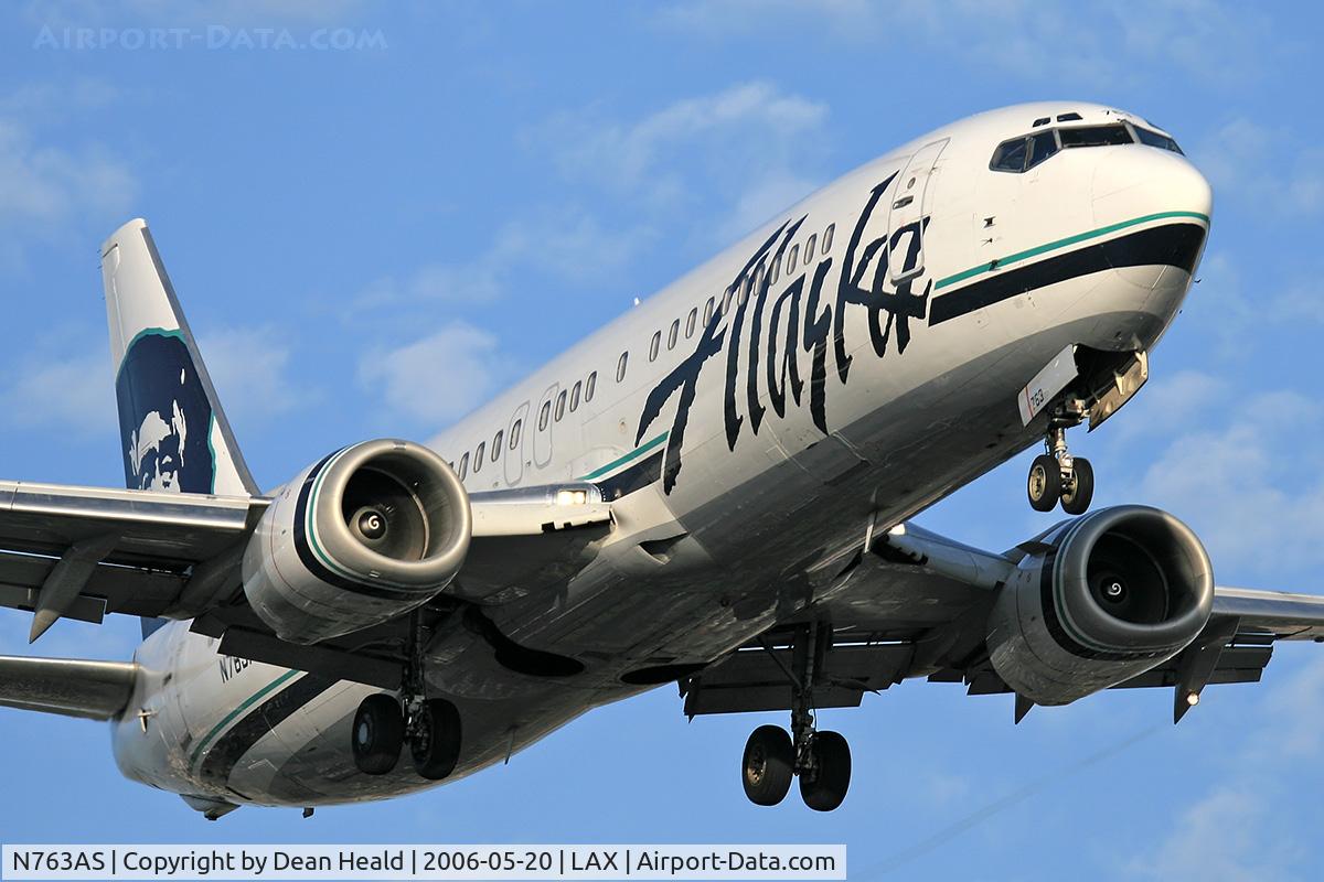 N763AS, 1992 Boeing 737-4Q8 C/N 25100, Alaska Airlines N763AS (FLT ASA211) from Ixtapa Zihuatanejo Int'l (MMZH) on final approach to RWY 24R.