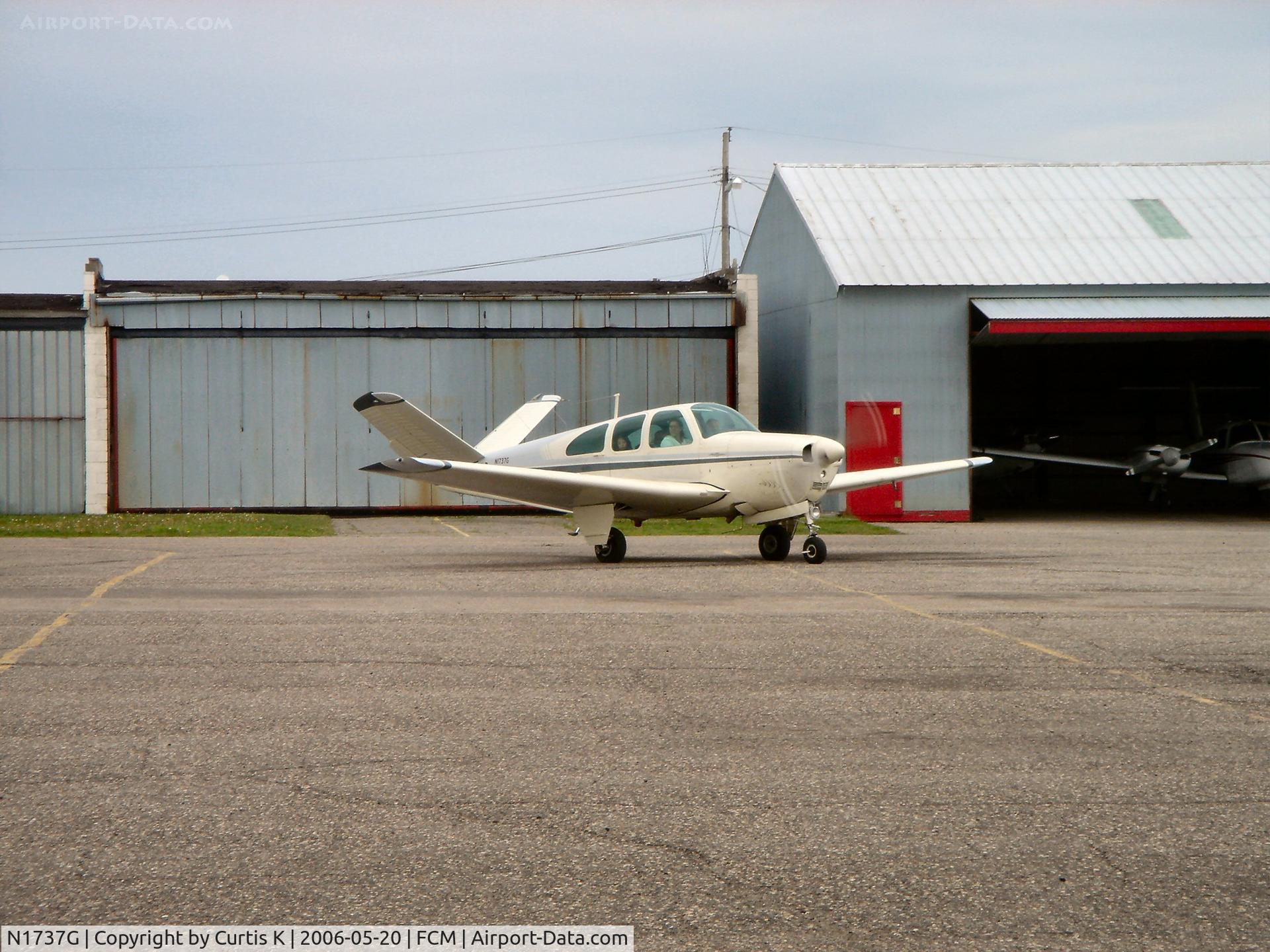 N1737G, 1962 Beech P35 Bonanza C/N D-6948, Taxiing in at Thunderbird Aviation