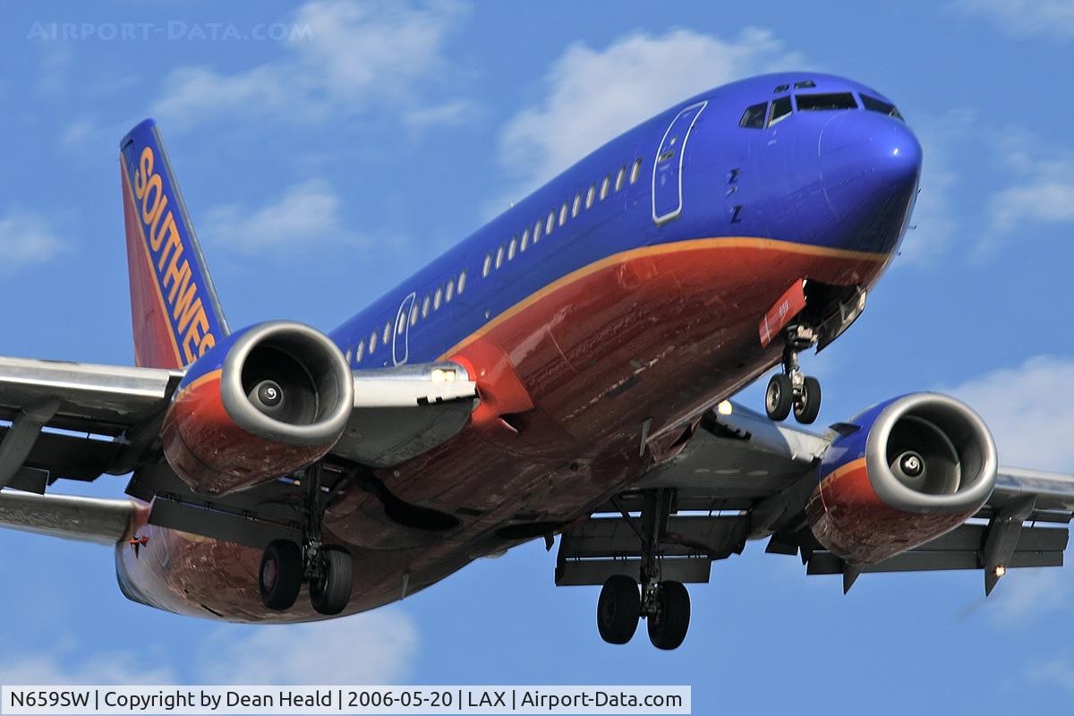 N659SW, 1985 Boeing 737-301 C/N 23229, Southwest Airlines N659SW (FLT SWA756) from Norman Y Mineta San Jose Int'l (KSJC) on final approach to RWY 24R.