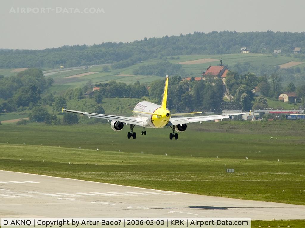 D-AKNQ, 2000 Airbus A319-112 C/N 1170, Germanwings Airbus A319-112 landing on rwy 25