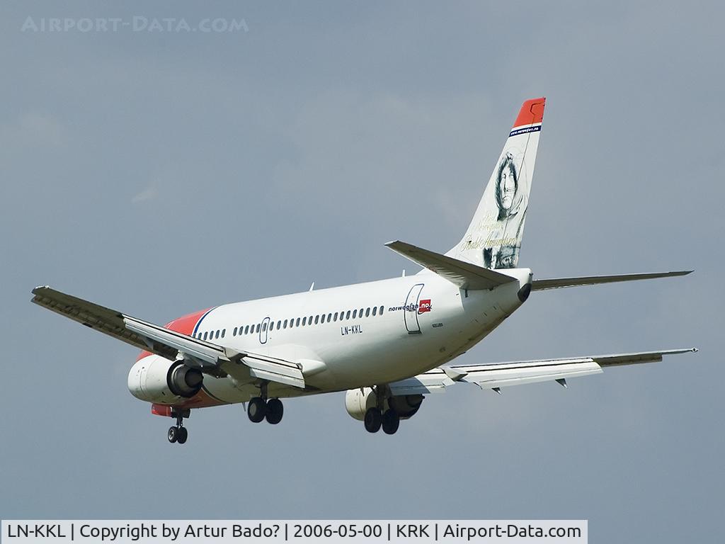 LN-KKL, 1997 Boeing 737-36N C/N 28671, Norwegian - landing on rwy 25