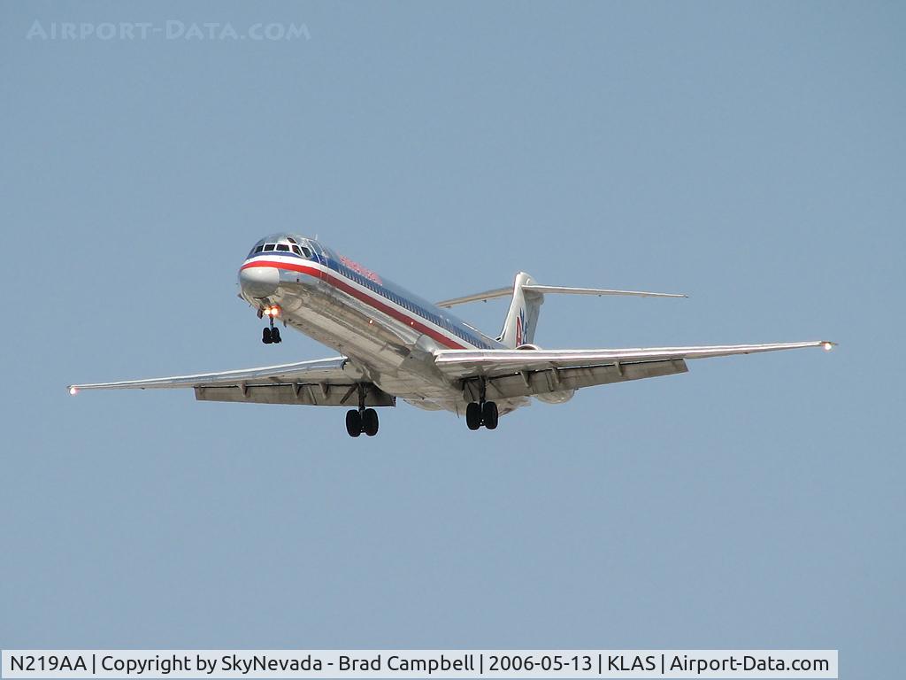 N219AA, 1983 McDonnell Douglas MD-82 (DC-9-82) C/N 49171, American Airlines / 1983 Mcdonnell Douglas DC-9-82(MD-82)