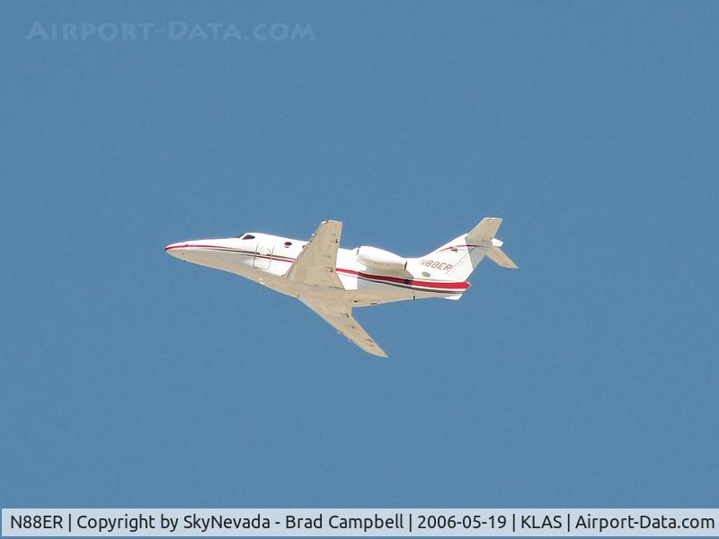 N88ER, 2002 Raytheon Aircraft Company 390 C/N RB-17, DP 64 LLC / 2002 Raytheon Aircraft Company 390 - Departing RWY 19R