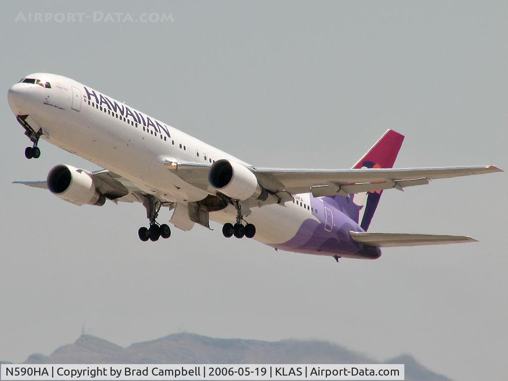 N590HA, 2002 Boeing 767-3CB C/N 33467, Hawaiian Airlines / 2002 Boeing 767-3CB - Departing RWY 25L