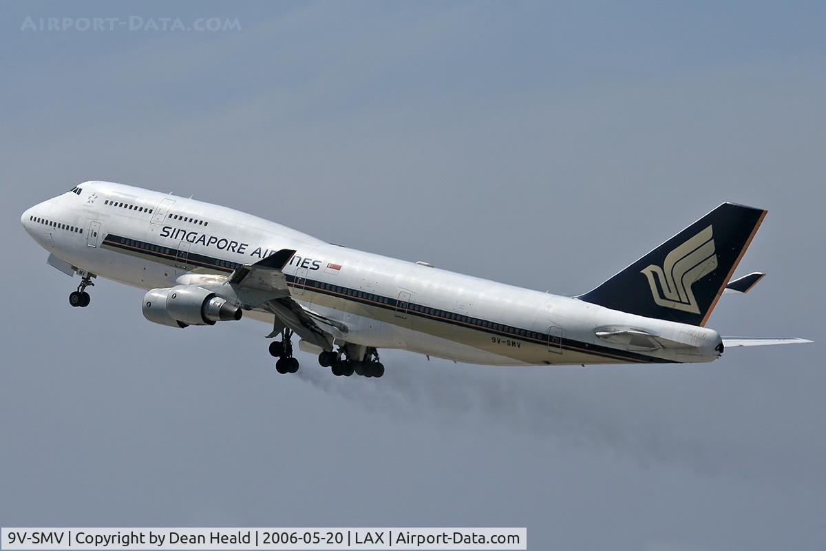 9V-SMV, 1993 Boeing 747-412 C/N 27069, Singapore Airlines 9V-SMV (FLT SIA11) climbing out from RWY 25R enroute to Narita Int'l (RJAA), trailing brake dust.