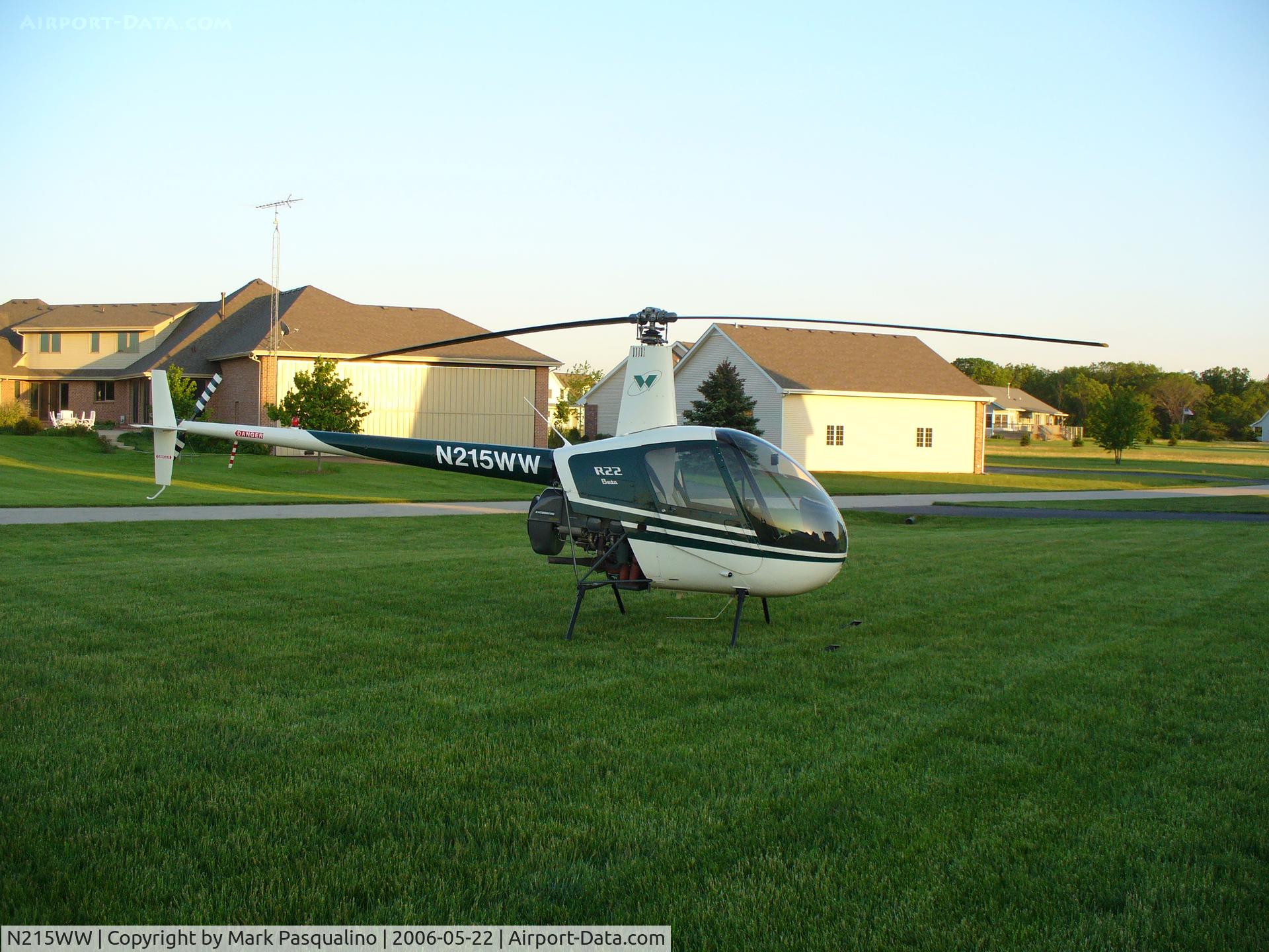 N215WW, 1988 Robinson R22 BETA C/N 0930, R-22