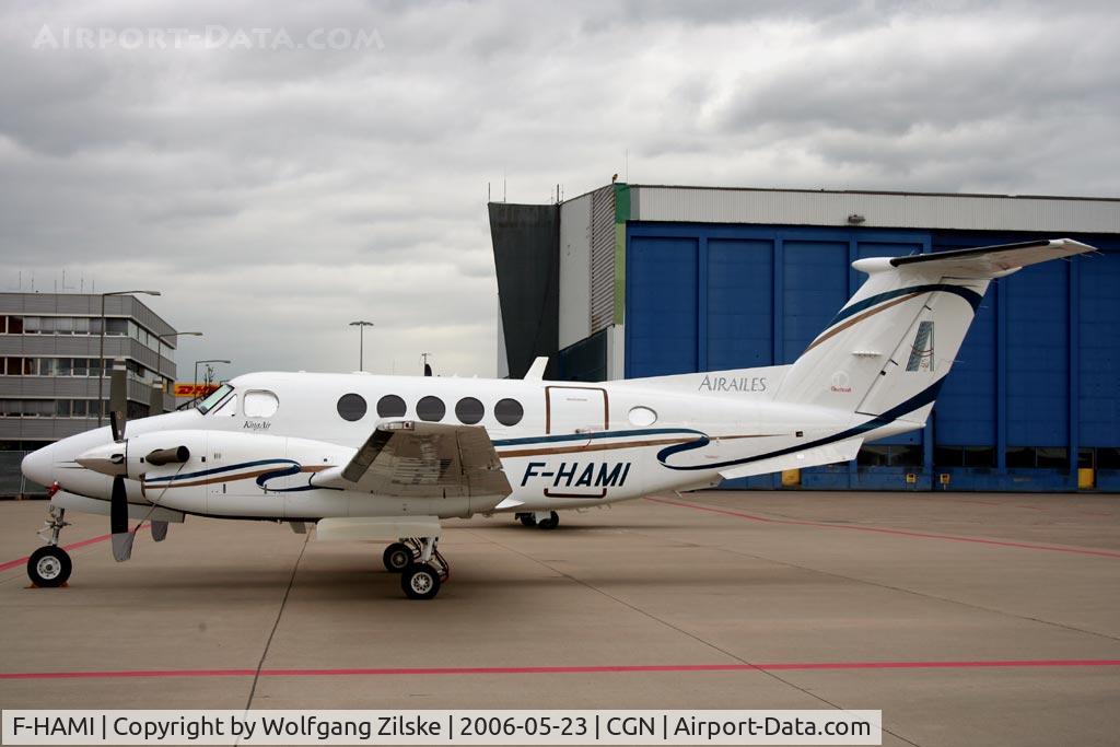F-HAMI, 2004 Raytheon B200 King Air C/N BB-1874, visitor