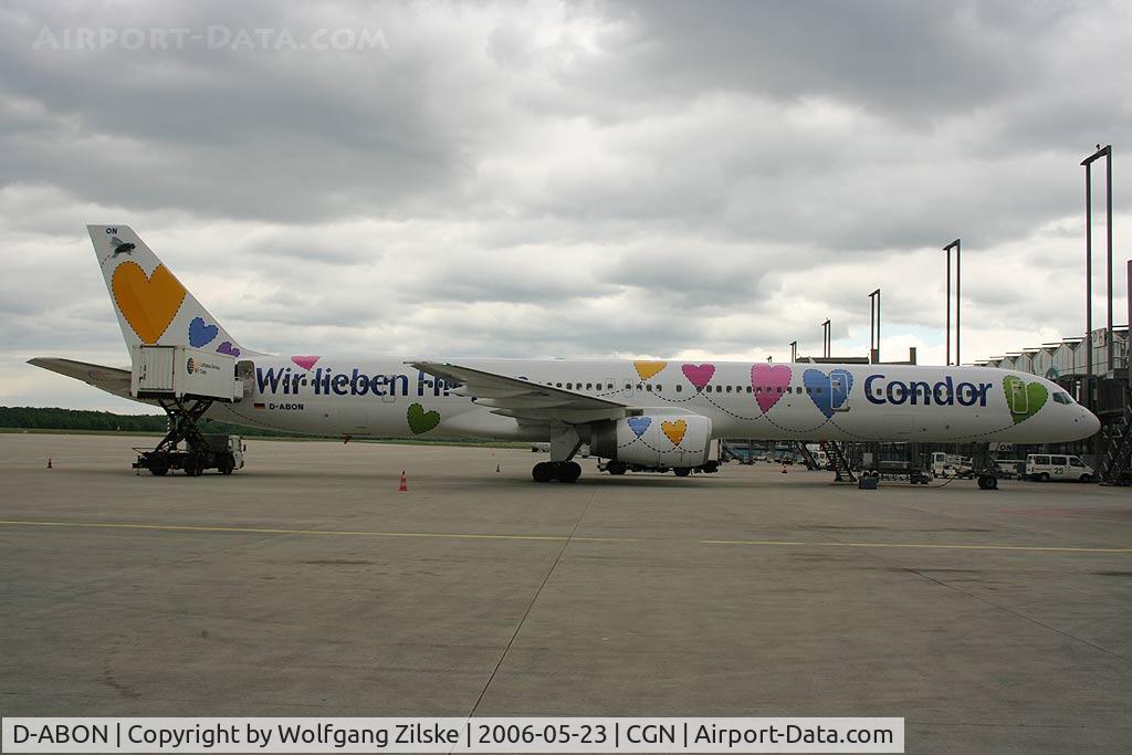 D-ABON, 2000 Boeing 757-330 C/N 29023, visitor