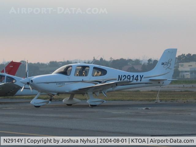 N2914Y, 2004 Cirrus SR22 G2 C/N 0859, Very nice aircraft.