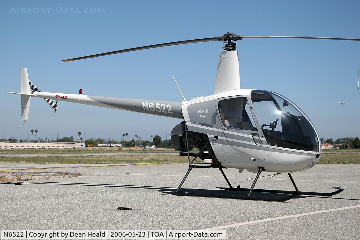 N6522, Robinson R22 Beta C/N 0522, Robinson R22 Beta N6522 at Torrance Municipal Airport (KTOA) - Torrance, California.