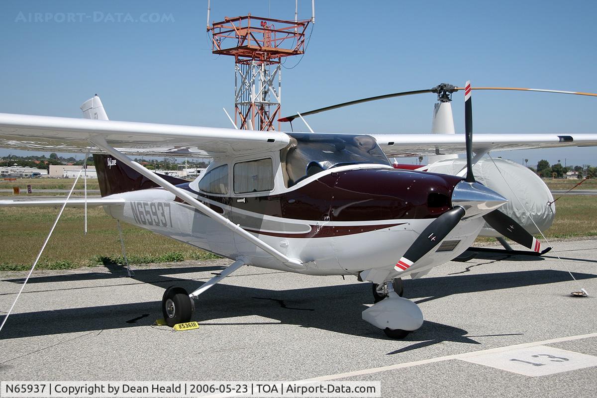 N65937, 2004 Cessna 182T Skylane C/N 18281492, 2004 Cessna 182T N65937 at Torrance Municipal Airport (KTOA) - Torrance, California.