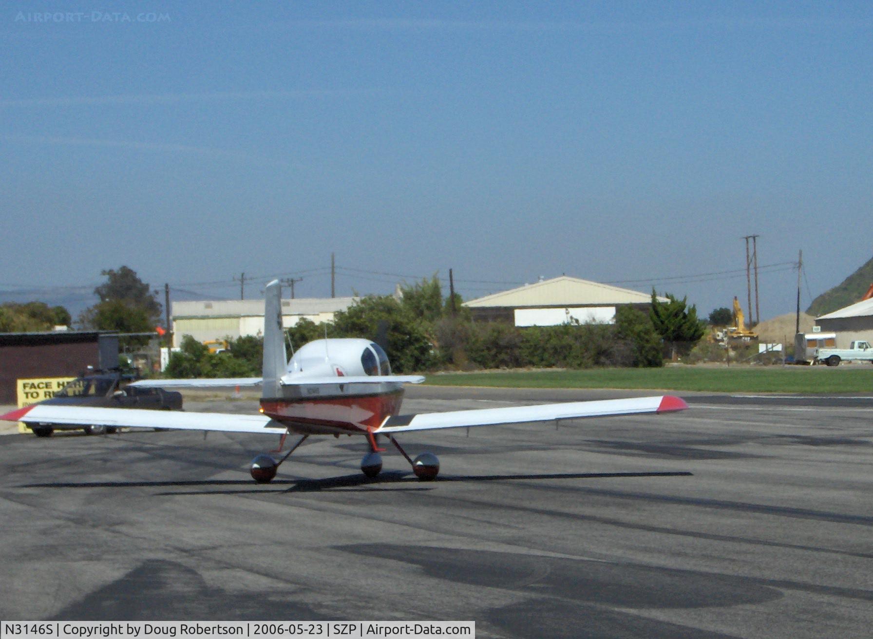 N3146S, 2005 Vans RV-10A C/N 40047, 2005 Nys VAN'S RV-10A, Lycoming IO-540, holding short for Runway 22