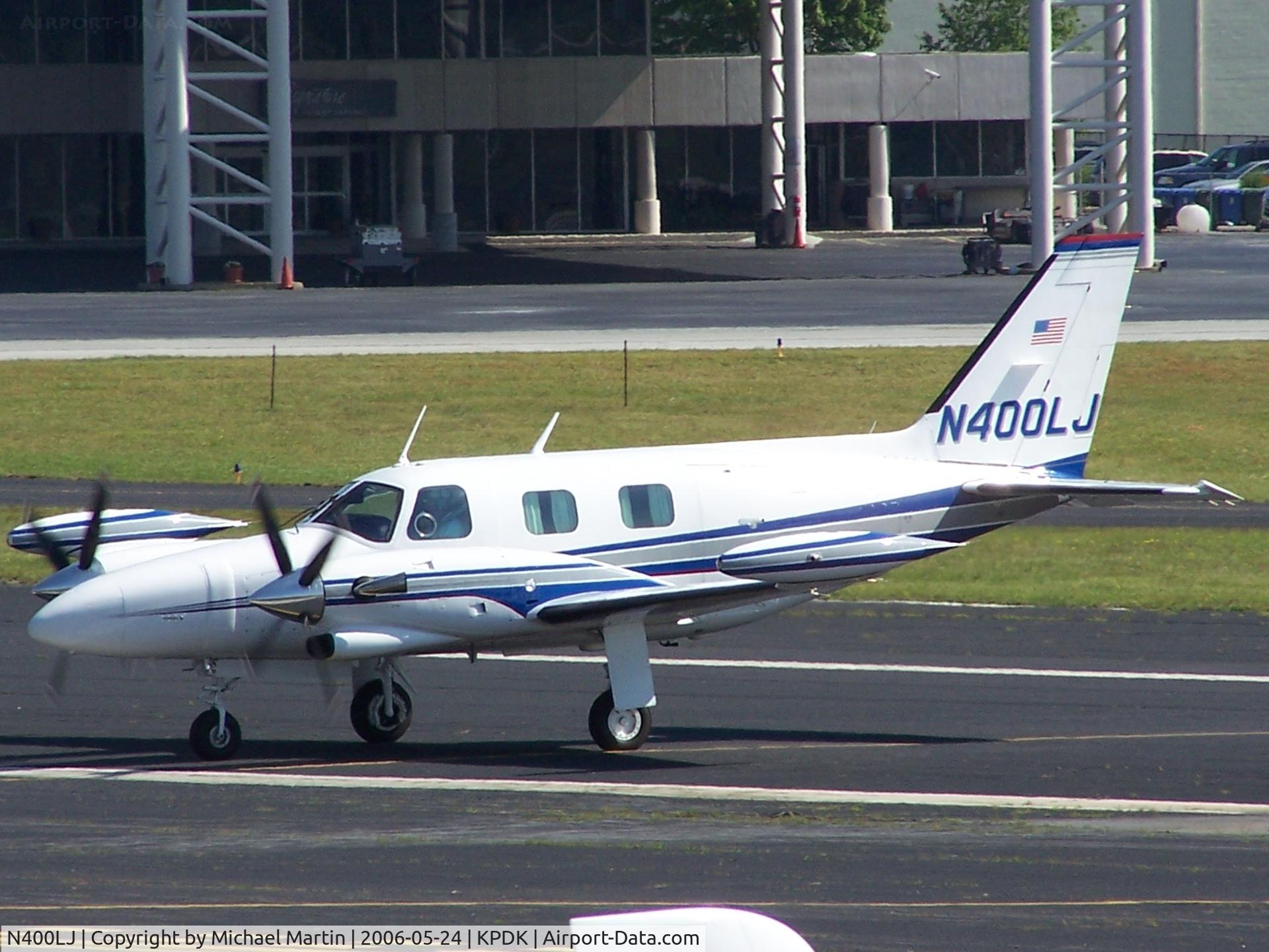 N400LJ, 1980 Piper PA-31T1 Cheyenne I C/N 31T-8004012, Taxing to Epps Air Service
