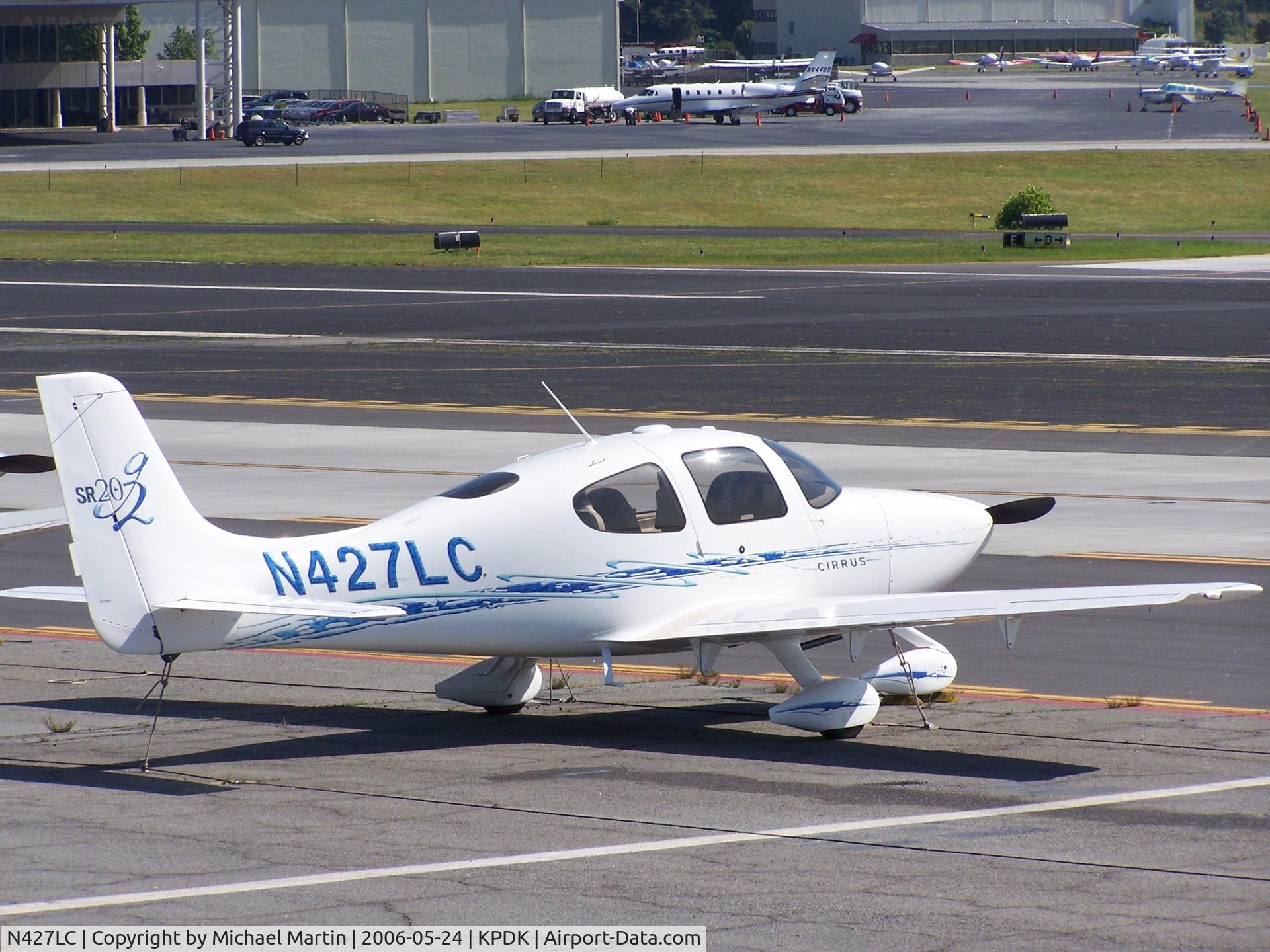 N427LC, 2006 Cirrus SR20 C/N 1626, Tied down @ Epps