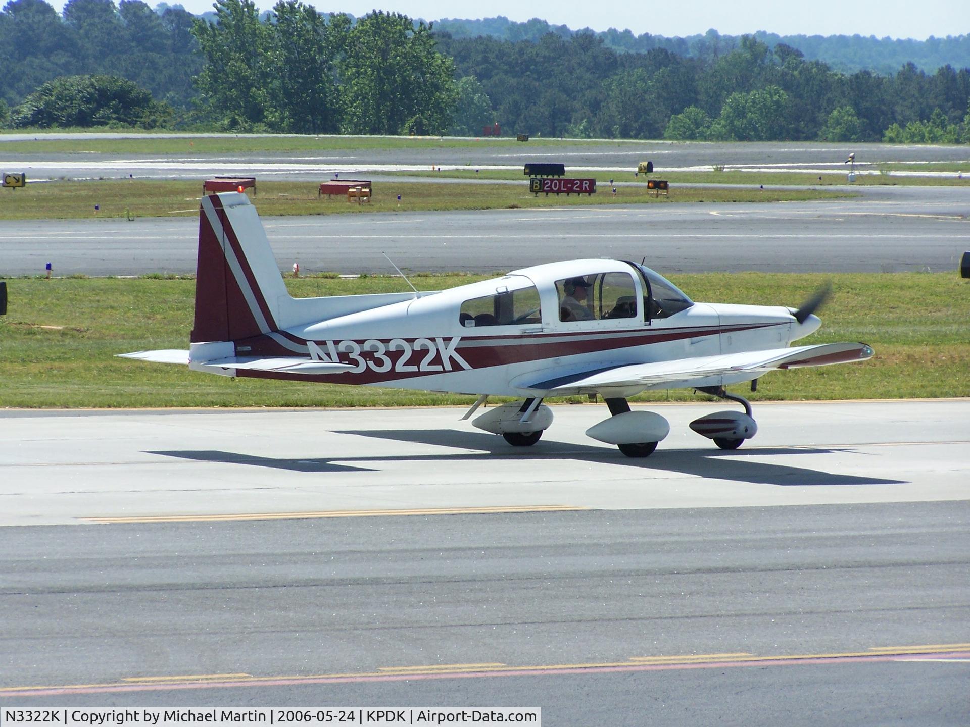 N3322K, 1975 Grumman American AA-5B Tiger C/N AA5B-0046, Taxing to Runway 2L