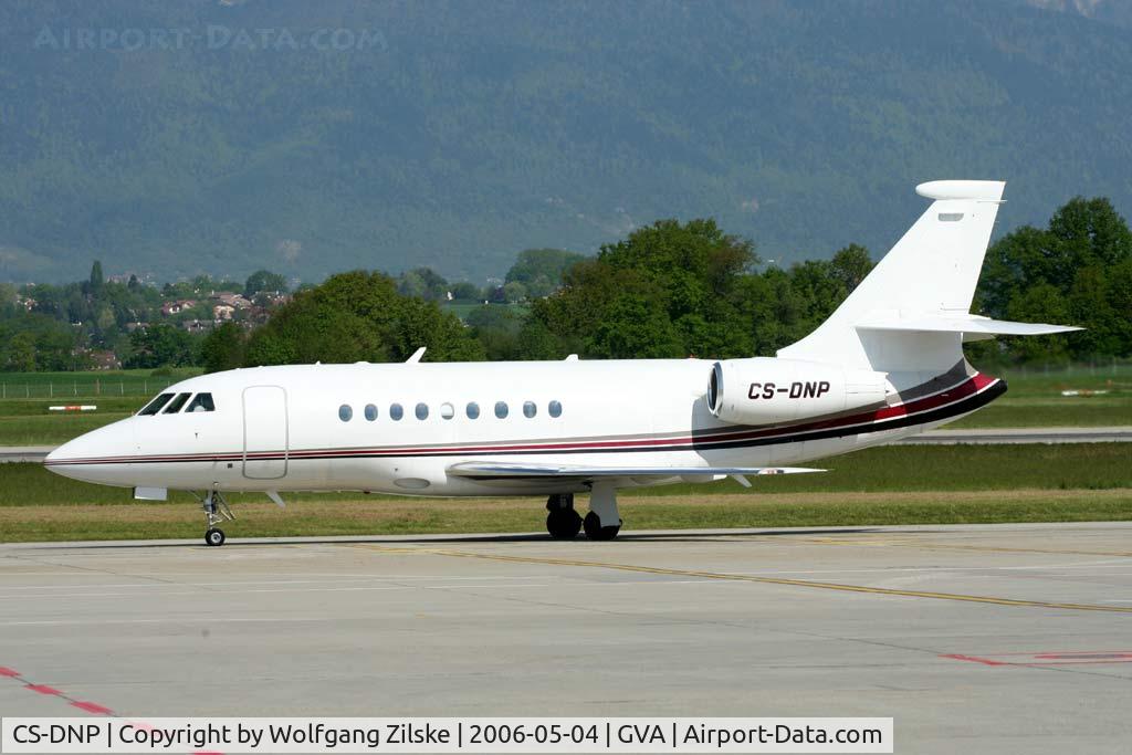 CS-DNP, 2000 Dassault Falcon 2000 C/N 109, visitor
