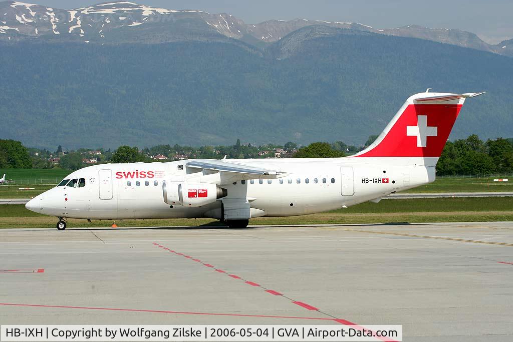 HB-IXH, 1993 British Aerospace Avro 146-RJ85 C/N E.2233, visitor