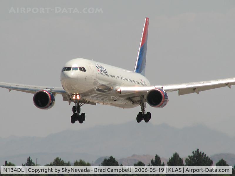 N134DL, 1991 Boeing 767-332 C/N 25123, Delta Airlines / 1991 Boeing 767-332