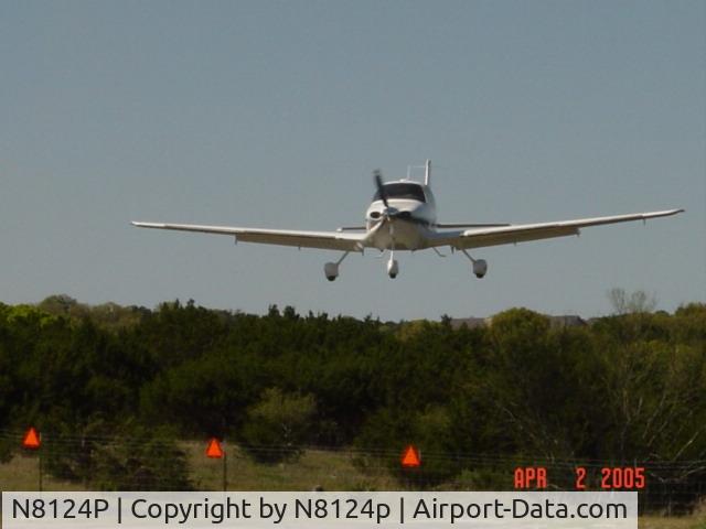 N8124P, 2003 Cirrus SR22 C/N 0651, Short final at Tierra Linda iRanch in Kerrville Texas.