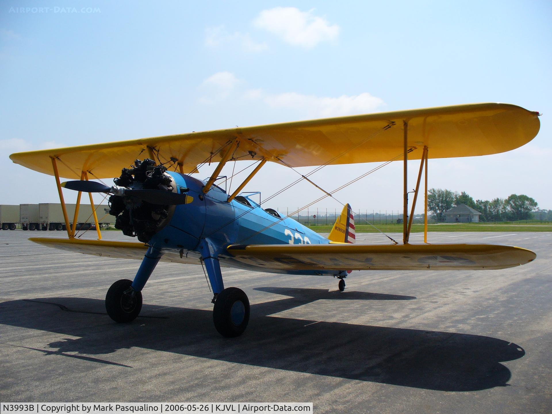 N3993B, 1984 Boeing 75 C/N AR-30, Stearman