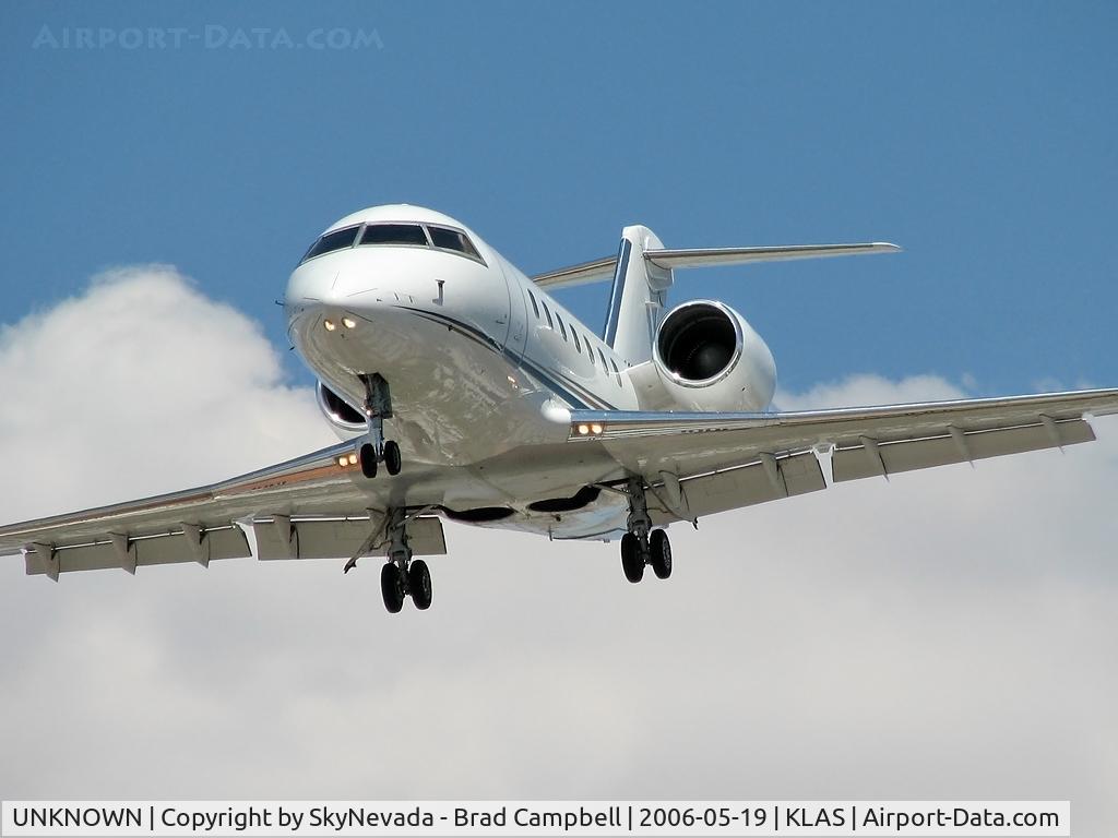 UNKNOWN, Airliners Various C/N Unknown, Flight Options Inc. / 1993 Canadair Ltd CL-600-2B16