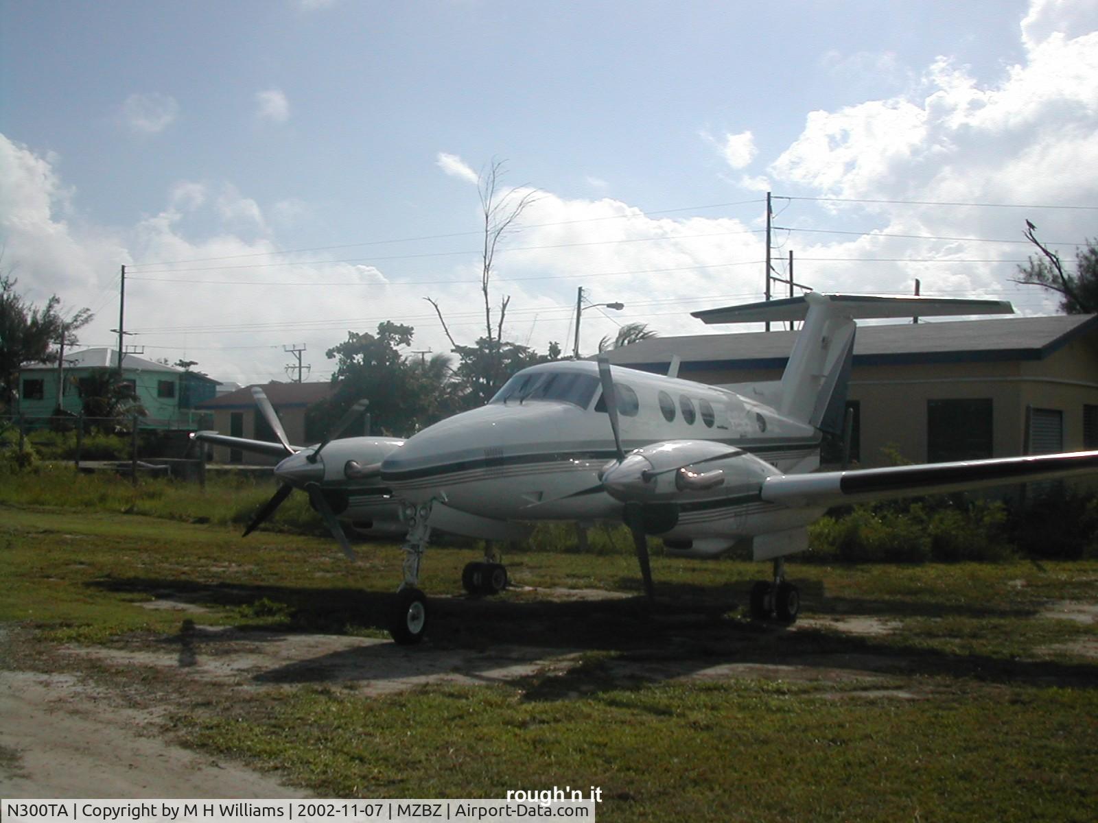 N300TA, 1980 Beech F90 King Air C/N LA-9, Ambergris Caye, Belize Nov 2002