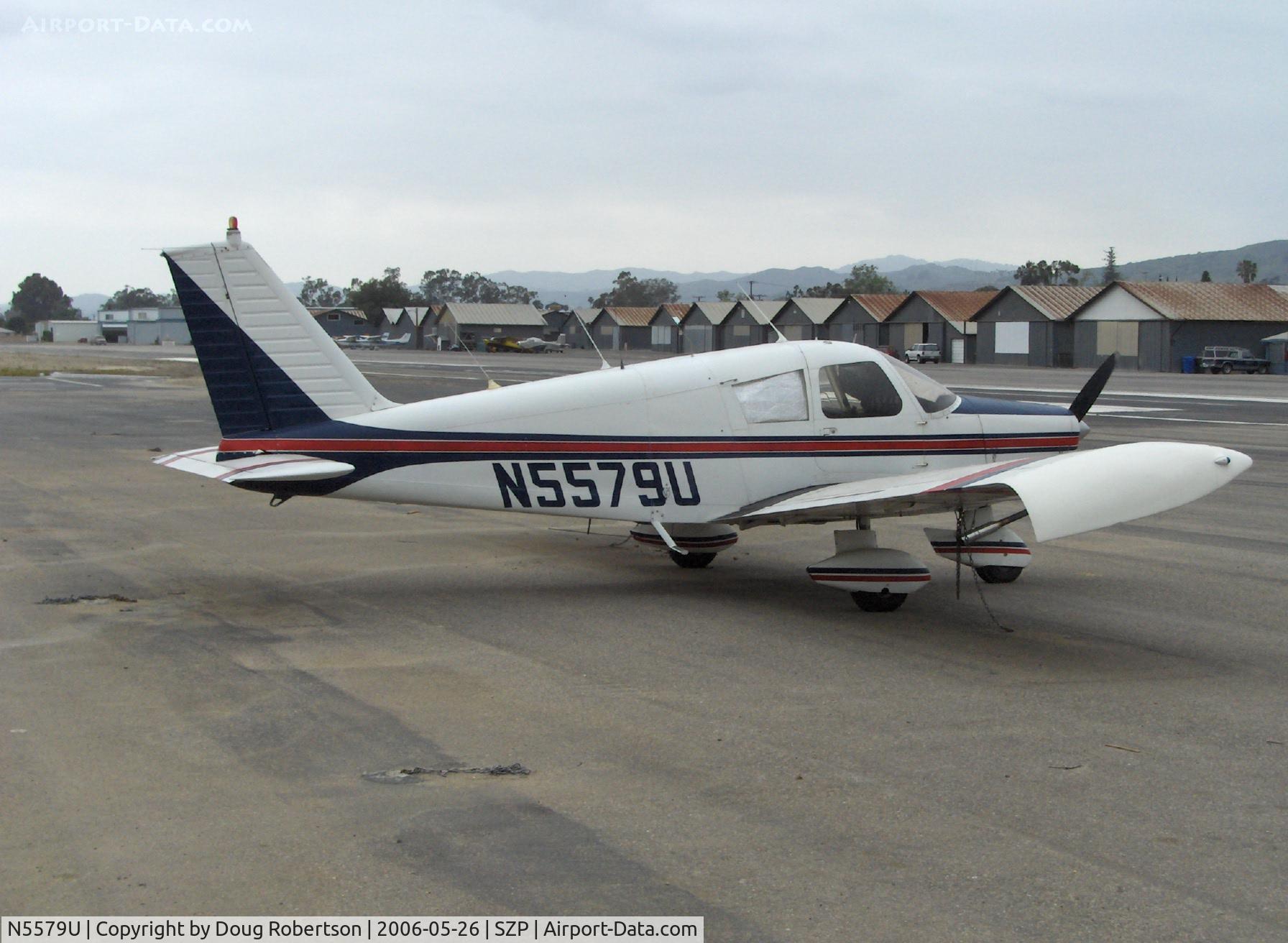 N5579U, 1970 Piper PA-28-140 C/N 28-26887, 1970 Piper PA-28-140, Lycoming O-320-E2A 150 Hp, big booster wingtips