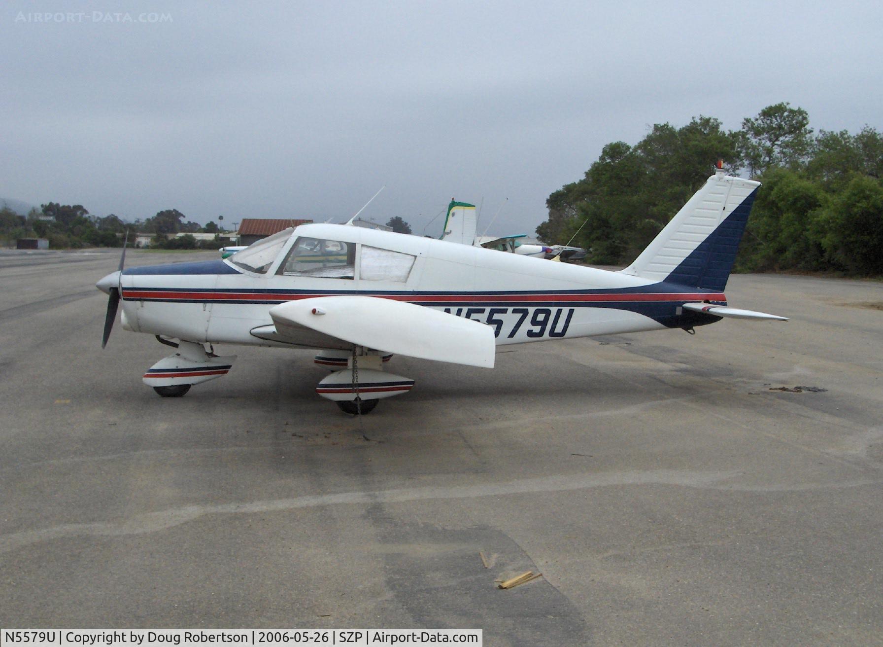N5579U, 1970 Piper PA-28-140 C/N 28-26887, 1970 Piper PA-28-140 CHEROKEE, Lycoming O-320-E2A 150 Hp. big booster wingtips
