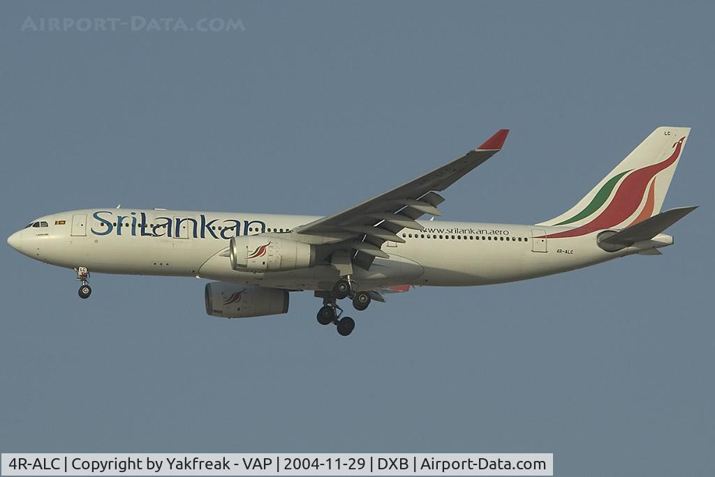 4R-ALC, 1999 Airbus A330-243 C/N 311, Srilankan Airbus A330-200 landing at DXB
