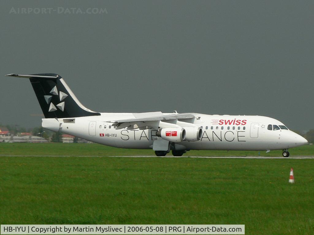 HB-IYU, 2000 British Aerospace Avro 146-RJ100 C/N E3379, Avro RJ100