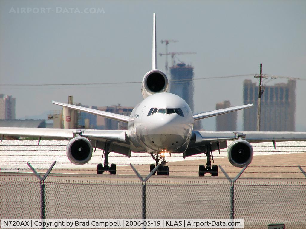 N720AX, 1980 McDonnell Douglas DC10-30 C/N 48252, Omni Air International / Mcdonnell-douglas DC-10-30 / Taxi to RWY 25R