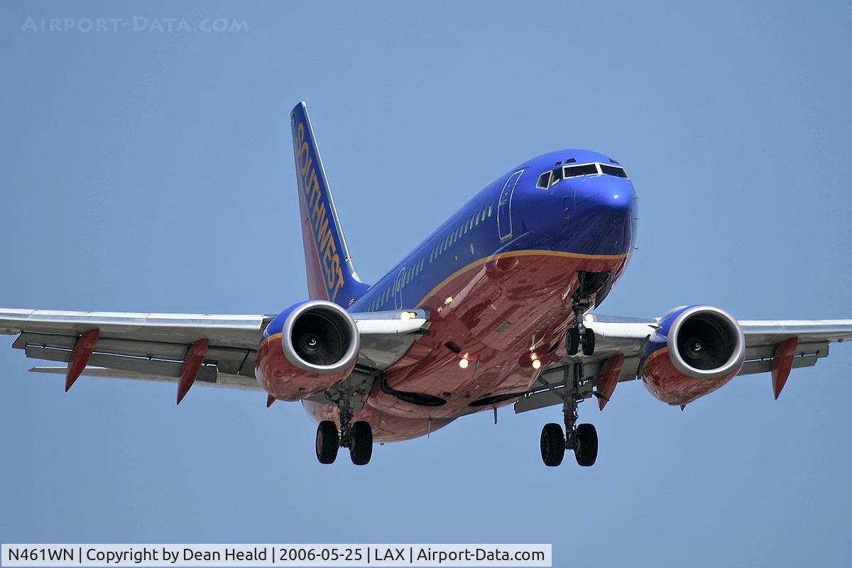 N461WN, 2004 Boeing 737-7H4 C/N 32465, Southwest Airlines N461WN (FLT SWA971) from Chicago Midway Int'l (KMDW) on final approach to RWY 24R.