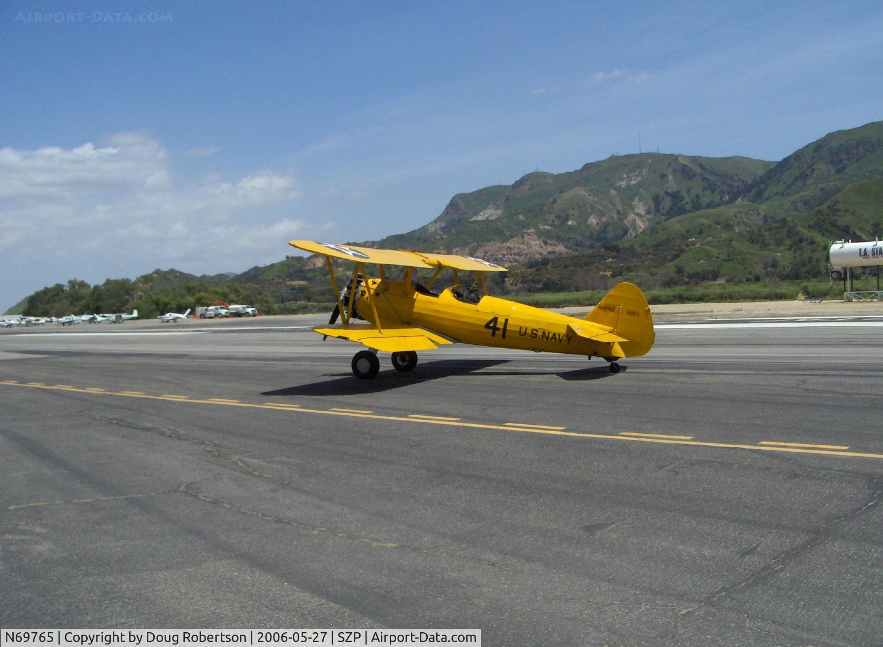 N69765, 1941 Boeing A75N1 (PT17) C/N 75-1044, 1941 Boeing Stearman A75N1, taxi