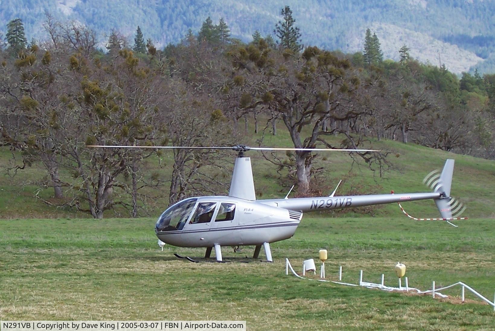 N291VB, 2001 Robinson R44 C/N 1138, In the Cascade mountains of southern Oregon