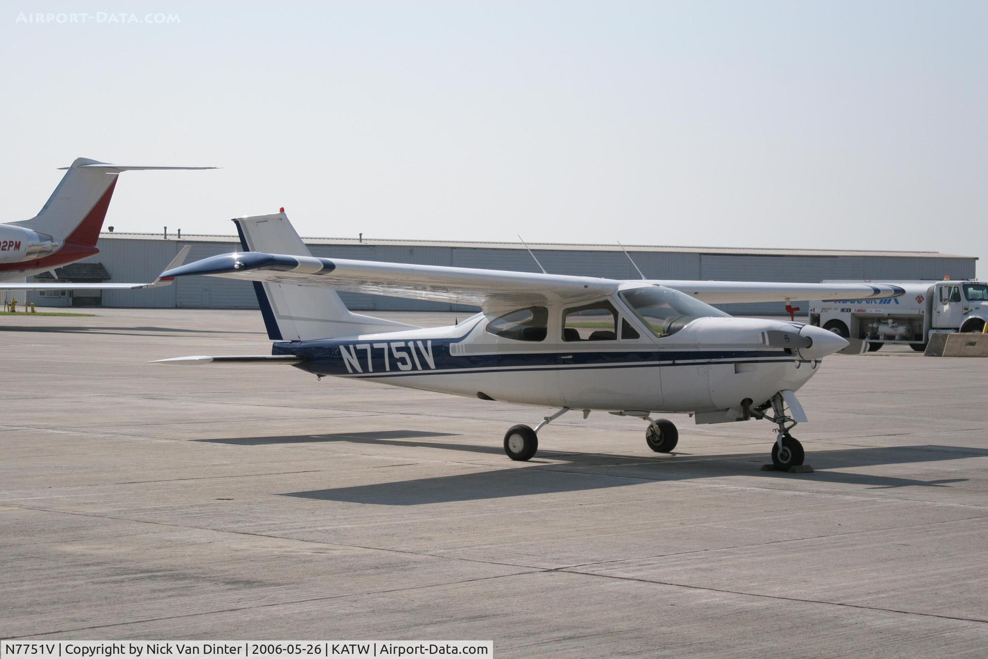 N7751V, 1976 Cessna 177RG Cardinal C/N 177RG0909, 1976 C177RG at Appleton, WI