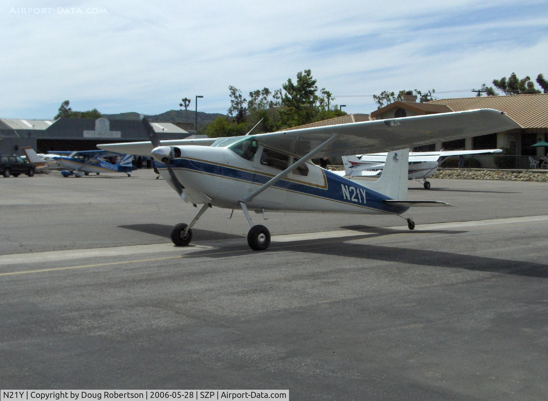 N21Y, 1954 Cessna 180 C/N 30837, 1954 Cessna 180, Continental O-470 225 Hp, taxi from hangar