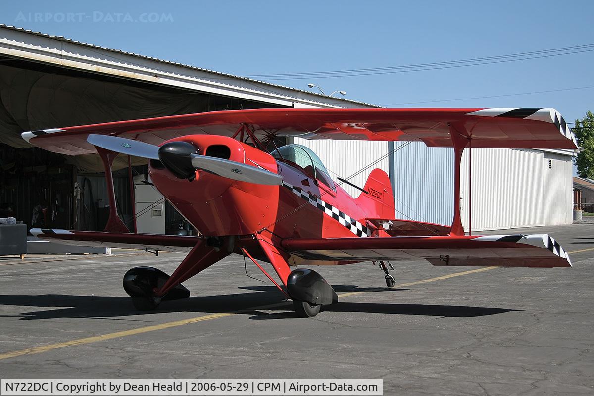 N722DC, Pitts S-1 Special C/N 001DC, Pitts S-1 N722DC at Compton Municipal Airport. Many thanks to the owner for allowing me to photograph the airplane.
