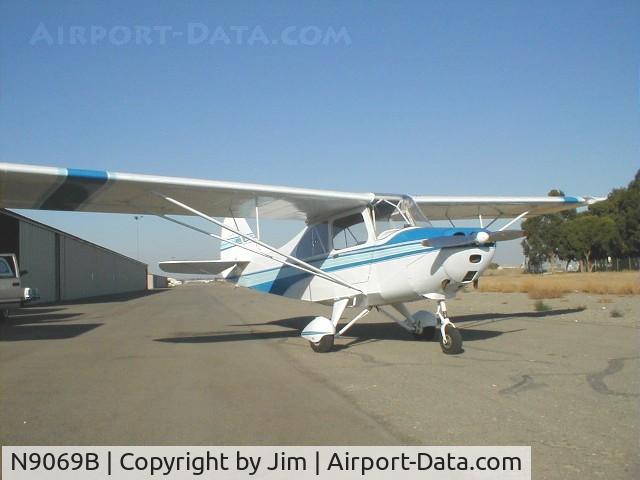 N9069B, 1958 Champion 7FC C/N 7FC-153, Fun to fly