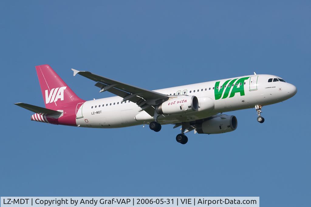 LZ-MDT, 2004 Airbus A320-232 C/N 2108, On short final RWY34.