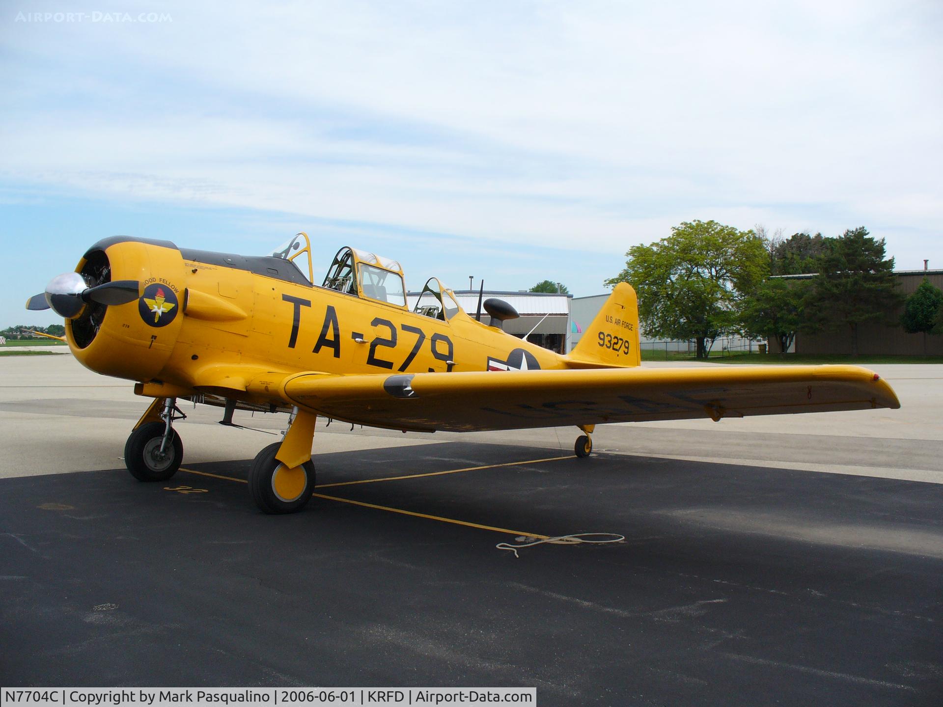 N7704C, 1949 North American T-6G Texan C/N 168-383, North American T-6G