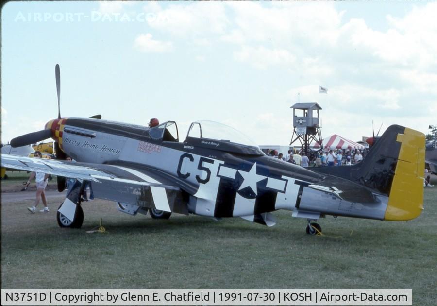 N3751D, 1944 North American P-51D Mustang C/N 122-39665, At the EAA Fly In