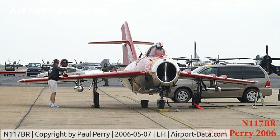 N117BR, 1959 PZL-Mielec Lim-5 (MiG-17F) C/N 1C1529, Making the MiG gleam before taking her aloft