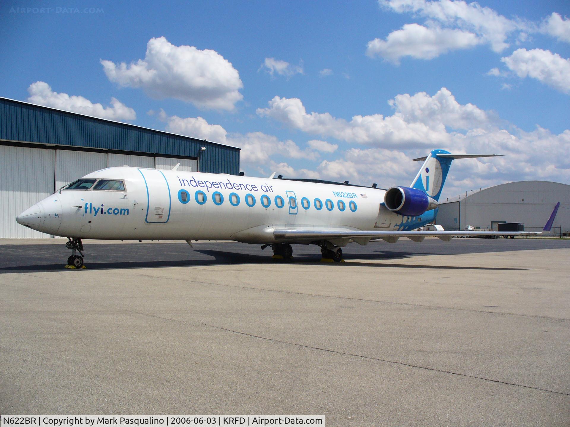 N622BR, 1997 Canadair CRJ-200LR (CL-600-2B19) C/N 7187, CL-600-2B19
